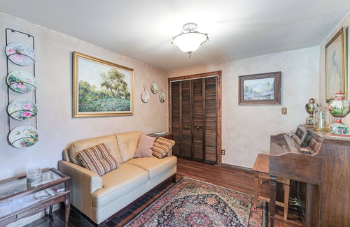 Creede Cabina | 'Wagon Wheel Hideaway' Near Fishing in Creede!