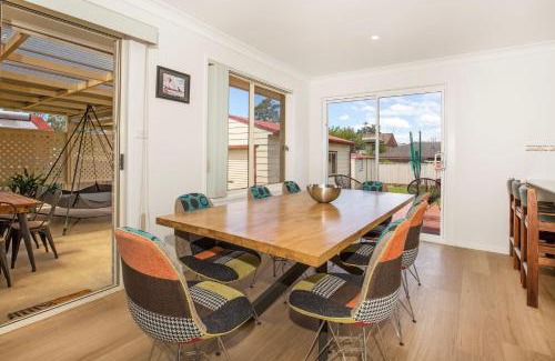 Culburra Beach Casa | Wagtails Pet Friendly 10 Mins Walk to Beach