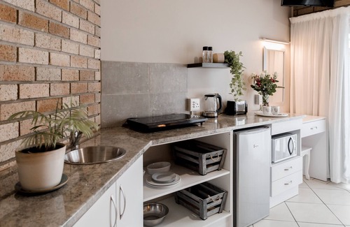 Summerstrand Casa | Wagtails Guest House
