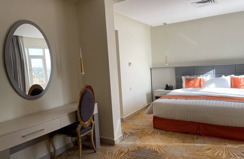 Mahboula Hotel | Wahaj Boulevard Hotel Apartment