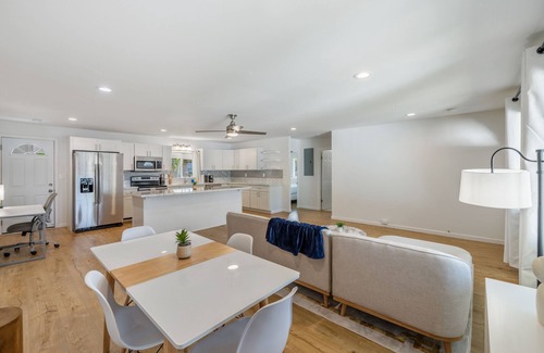 Wahiawa Casa | Wahiawa 4BR - Sleeps 8, WiFi, A/C + Dole & Beach