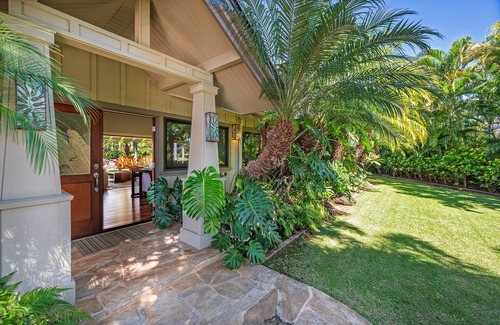 Kuliouou - Kalani Iki Casa | Waialae Golf Estates Tranquil Home w/Private Pool-Exclusive Golf Course View