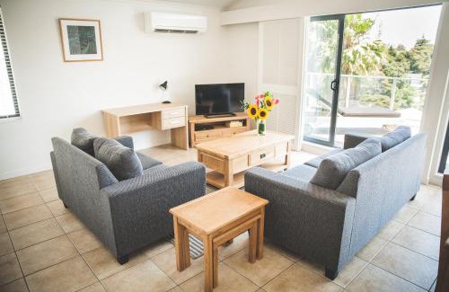 Palm Beach Complejo | Waiheke Island Resort Conference & Accomodation Centre