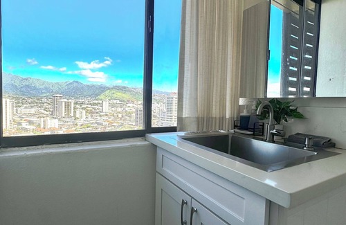 Waikiki Apartamento | Waikiki 22nd Floor Studio Ocean & Mountain Views