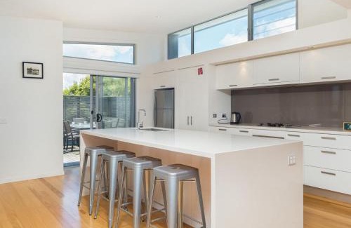 Smiths Beach Casa | Waikiki Dream