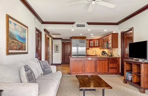 Kapaa Condominio | Waipouli Beach Resort B104 Ground floor ocean & pool view, 2 bed 3 bath sleeps 8