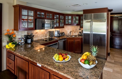Wailua Condominio | Waipouli Beach Resort Exquisite Oceanview, Fantasy Pool and Tropical Gardens - Newest Listing!
