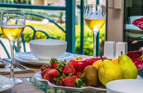 Wailua Condominio | Waipouli Beach Resort Exquisite Oceanview, Fantasy Pool and Tropical Gardens - Newest Listing!