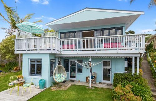 Waipu Cove Casa | Waipu Cove Palm Cottage - Waipu Cove Holiday Home