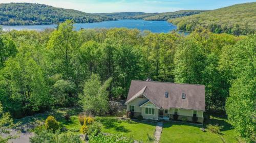 Swanton Casa | Wake at the Lake