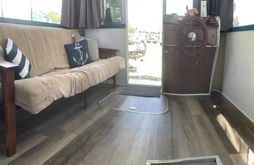 Port Clinton Alquiler De Eote | Wake up ON the Lake aboard Ramble on Rose