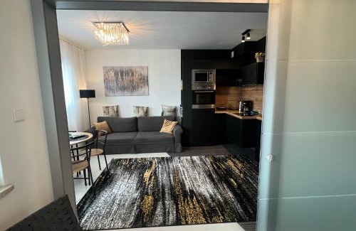 Przymorze Apartamento | Wake Up To Baltic Views AON Apartment Just Minutes From Beach