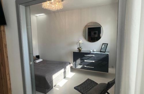 Przymorze Apartamento | Wake Up To Baltic Views AON Apartment Just Minutes From Beach
