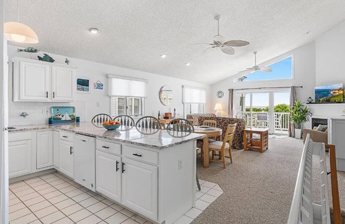 Sea Isle City Casa | Wake up to the sound of the ocean and fall asleep under glowing sunset skies