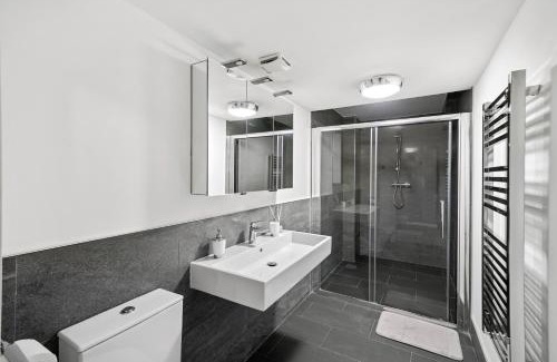 Wakefield Apartamento | Wakefield Shakespeare - Parking Included