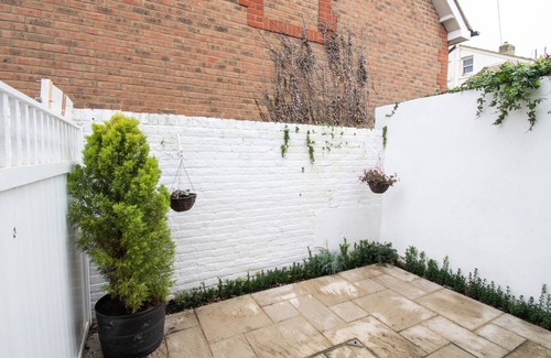 Worthing Casa | Wakeford Cottage