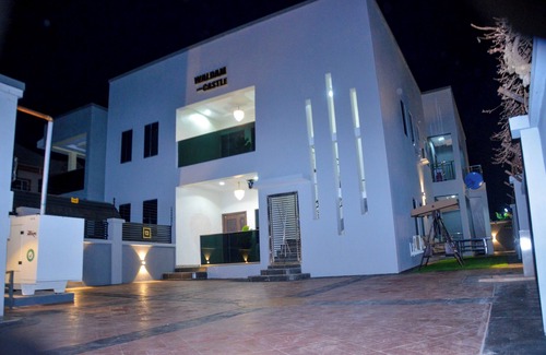 Abeokuta Apartamento | Waldam Castle is a 2 unit of 3 bedroom all ensuite, with modern facilities