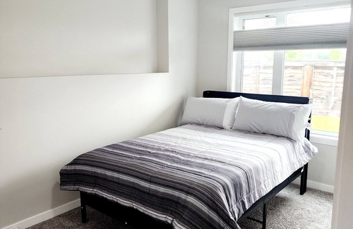 Southeast Calgary Casa | Walden Mount 1 Bedroom - Suite