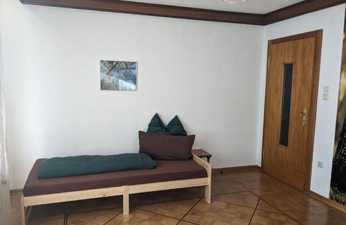 Momlingen Apartamento | WaldHausen, kostenfrei WLAN und Netflix