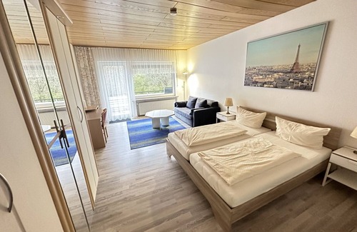 Porta Westfalica Hotel | Waldhotel Porta Westfalica garni