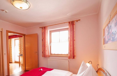 Schildlehen Apartamento | Waldrebe /fewo, 2 Schlafräume, 2 Badezimmer - Zeiserhof