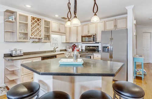 Miramar Beach Casa | Walk 2 Beach! Golf, Dining & More! -Sleeps 12