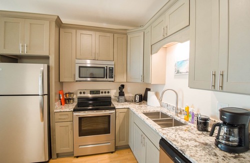 Biloxi Apartamento | 🔥WALK 2 BEACH❤️ | SLEEPS 4 W/ W+D