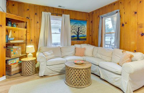 Colonial Beach Casa | Walk Anywhere on The Point! Cozy Escape with Grill!