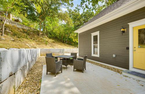 Excelsior Springs Casa | Walk Downtown Historic Home in Excelsior Springs