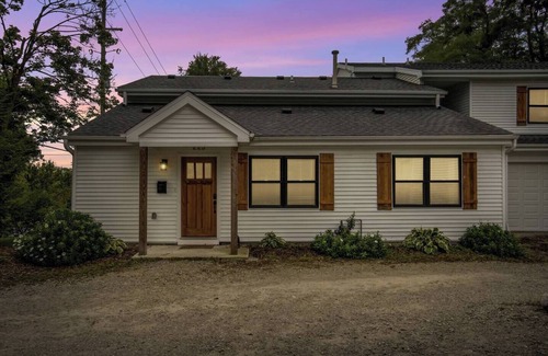 Ann Arbor Casa | Walk Downtown | Parkside | City View | Beautifully Remodeled