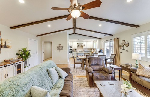 Murphys Casa | Walk Downtown: Remodeled Home in Murphys w/ Yard!