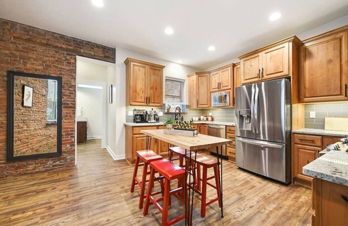Lawrenceville Casa | 190.5 44th St. - Lawrenceville