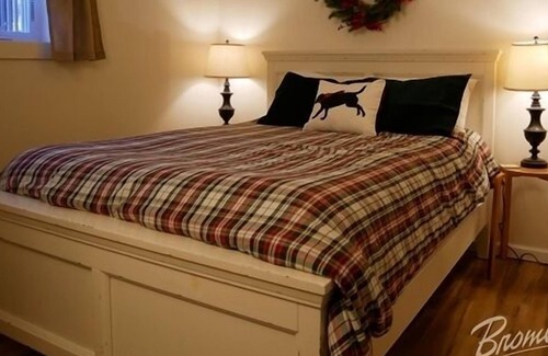 Bromley Mountain Condominio | Walk-out Arlington House Condo at Bromley
