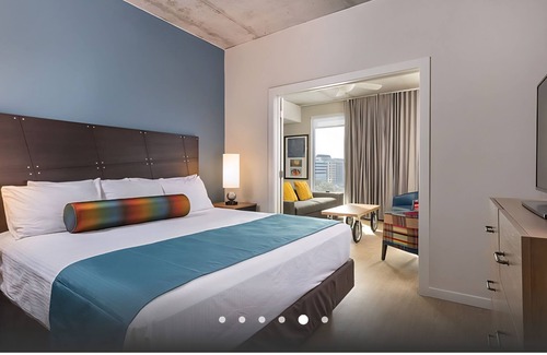 West End Complejo | Walk to ACL Downtown Wyndham Studio Deluxe Rooftop Pool 10/03-10/06
