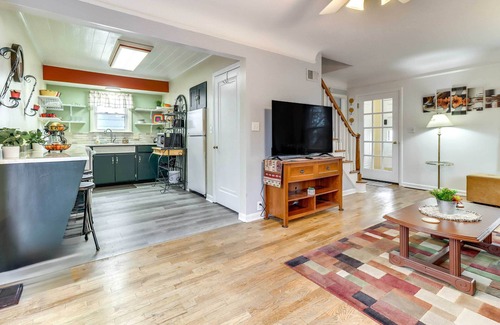 Adrian Casa | Walk to Adrian College: Family Home in Michigan