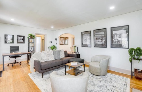 Birmingham Casa | Walk to Amphitheater and Stadium Home with Deck!