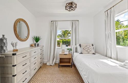 Delray Beach Casa | Walk to Atlantic Hot Tub Recently Renovated