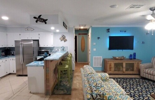 Englewood Apartamento | WALK TO BEACH ACCESS!! BOOK TODAY!