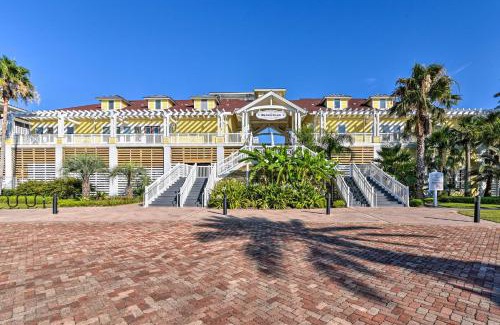 Galveston Apartamento | Walk to Beach Condo with Bay View in Galveston