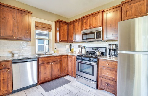 Keewaydin Casa | Walk to Beach + Lake Nokomis: Minneapolis Home!