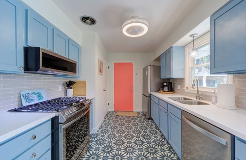 Beachwood-Bluffton Casa | Walk to Beach, Tiki Bar, King Beds, Sleeps 6