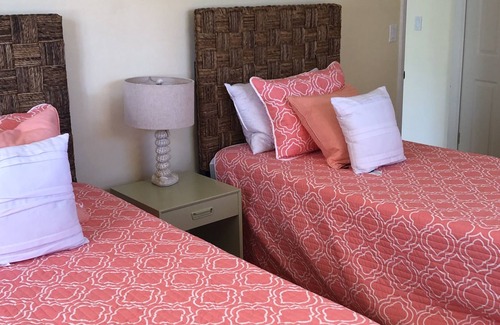 Coquina Sands Casa | A pie de playa, tranquilo, muy privado y céntrico.