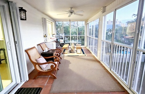 Laguna Shores Casa | WALK TO BEACH, PRIVATE FAMILY AND PET FRIENDLY POOL HOME ON A CANAL