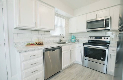 Bahama Beach Apartamento | Walk to Beach, Near Pier Park, Large Yard