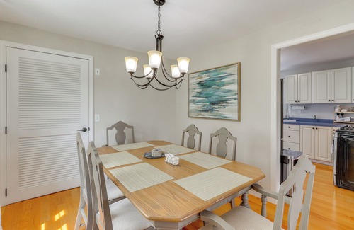 East Haven Casa | Walk to Beaches: Sunny East Haven Home w/ Grill