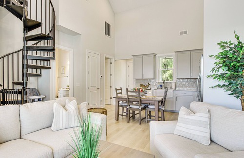 Greenwood Casa | Walk to Boat Ramp: Lake Greenwood Getaway!