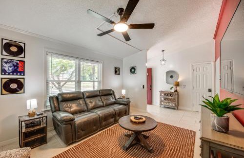 Griffin Heights Casa | Walk to Campus, FSU Photo Wall Inviting Retreat!