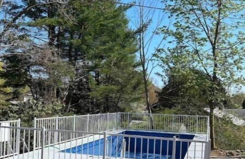 Montville Casa | Walk to Casino with POOL+HOT TUB