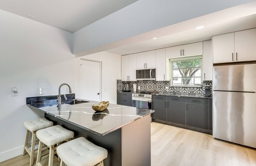 Coral Springs Casa | Walk to City Center: Modern Coral Springs Getaway