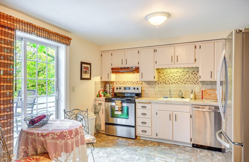 St. Helens Apartamento | Walk to Columbia River: Mtn-View St Helens Haven